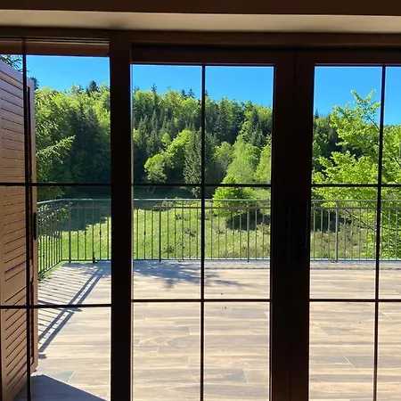 Mountain House Beauty Of Laz * 拉夫纳格拉