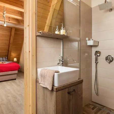木屋 Mountain House Beauty Of Laz *