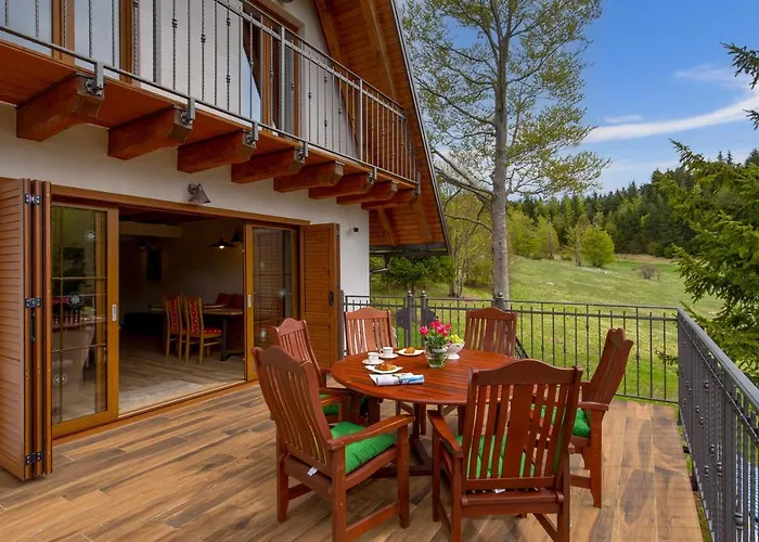 Mountain House Beauty Of Laz * رافنا غورا